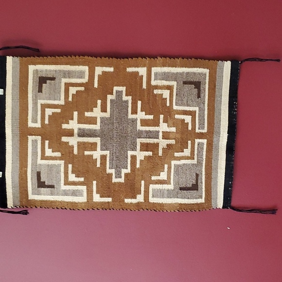 Vintage Two Grey Hills Navajo Rug WITH Authentication! - Picture 3 of 9